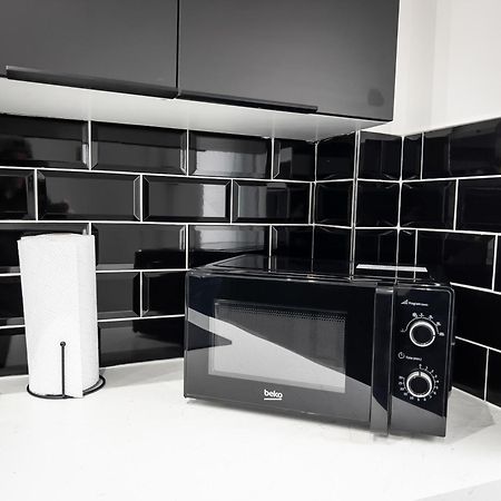 Newly Refurbished 6 Person En-Suite Apartment Tyne & Wear Newcastle Upon Tyne Killingworth Exterior foto