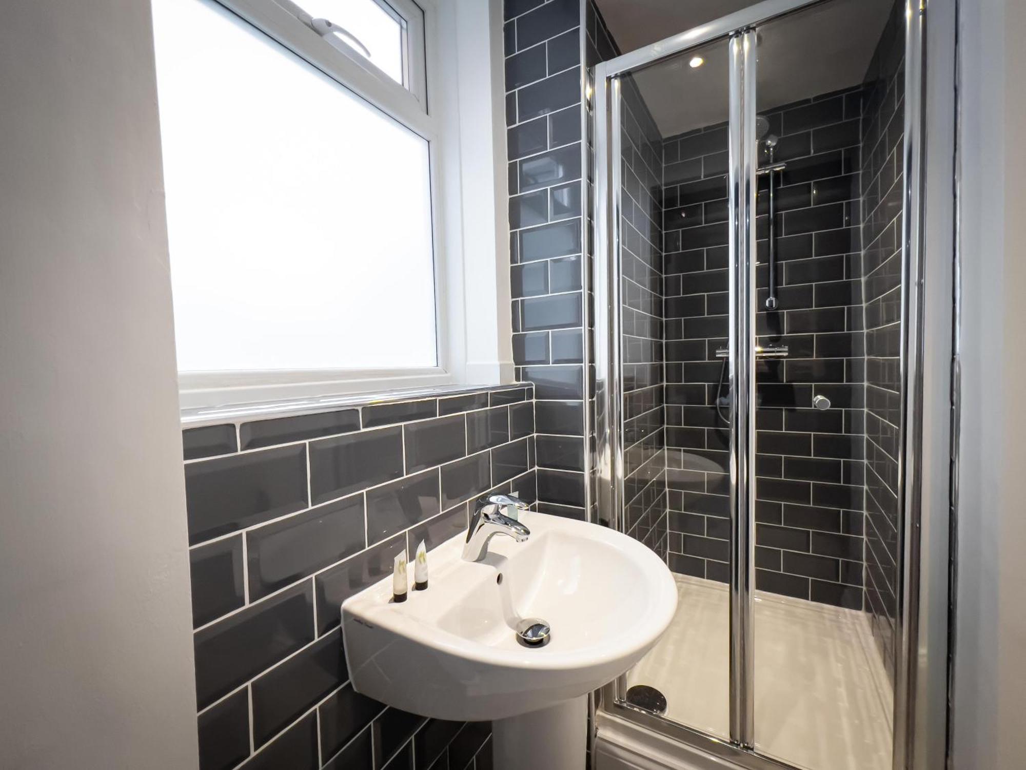 Newly Refurbished 6 Person En-Suite Apartment Tyne & Wear Newcastle Upon Tyne Killingworth Exterior foto
