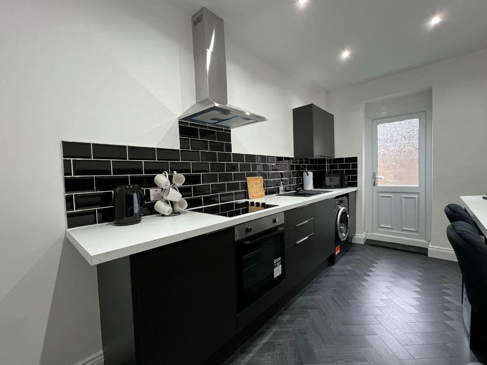Newly Refurbished 6 Person En-Suite Apartment Tyne & Wear Newcastle Upon Tyne Killingworth Exterior foto